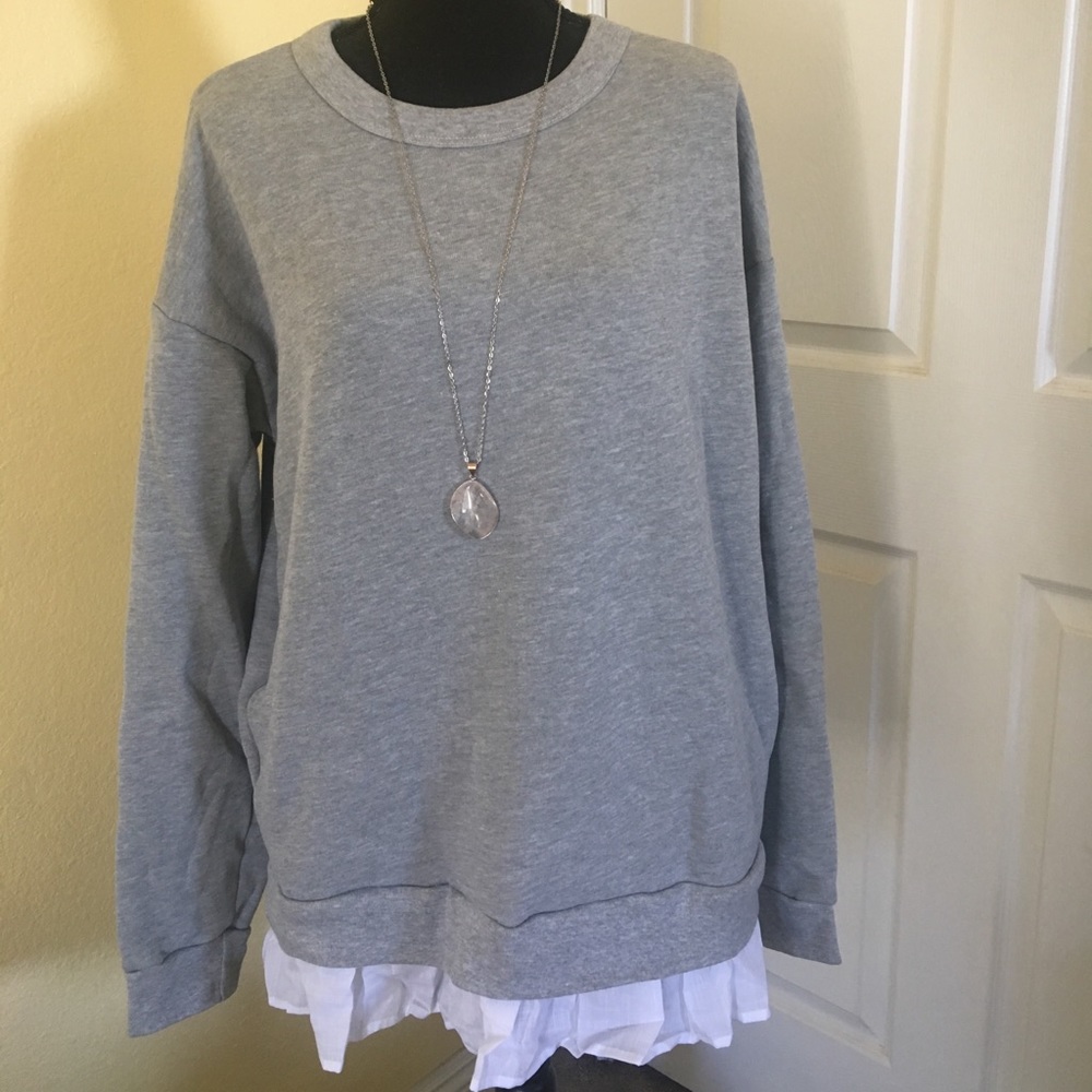 Hye Park and Main Grey Sweatshirt Size Large